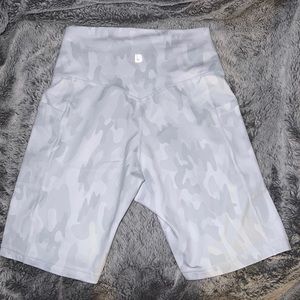 Size small, white camo biker shorts with side pockets